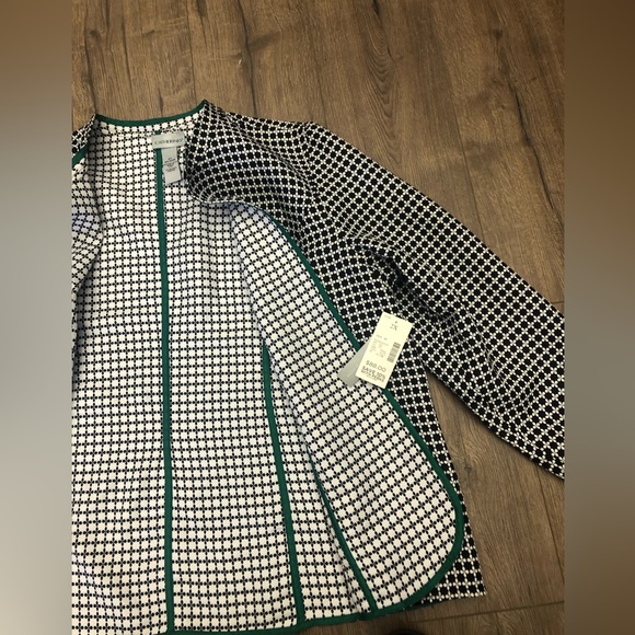 CATHERINS LADIES PLUS SIZE LIGHT JACKET - Picture 3 of 5